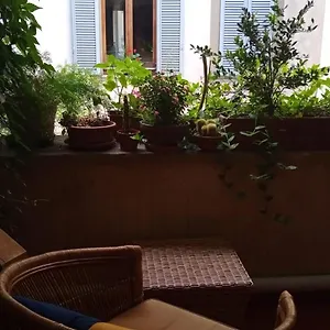 Borgo Pignolo - In With Private Bathroom And Shared Shower Appartamento Bergamo