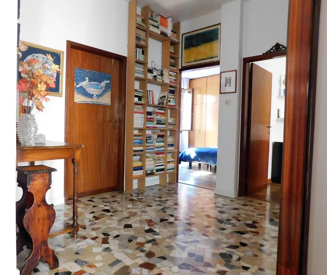 San Marco City Center Nouvelle Vague Apartment Velence